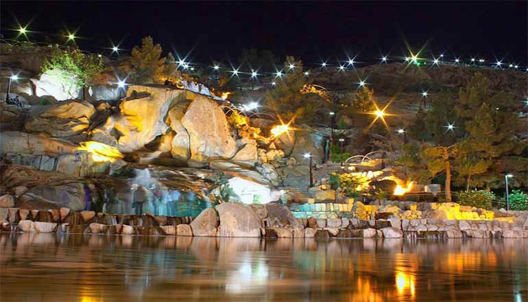 نمای شب کوهسنگی