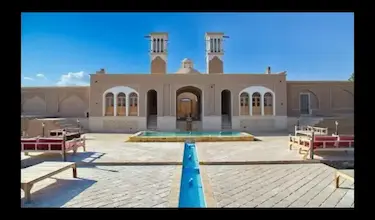 خانه باغ شاکر