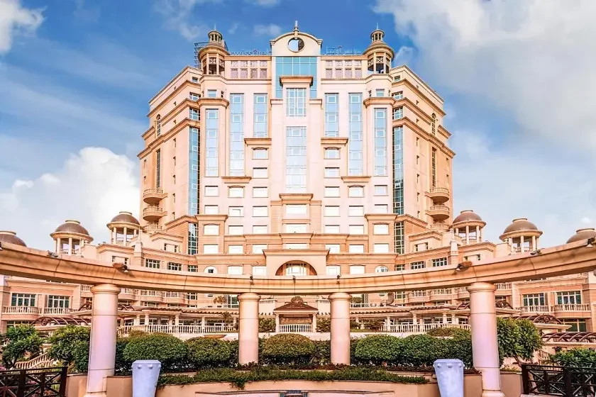 سوئیس اوتل المروج(Swissotel Al Murooj)