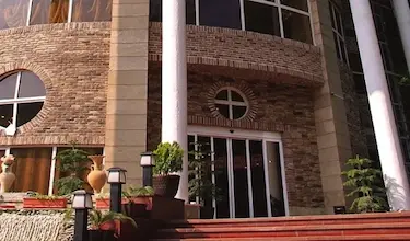شهاب ناهارخوران