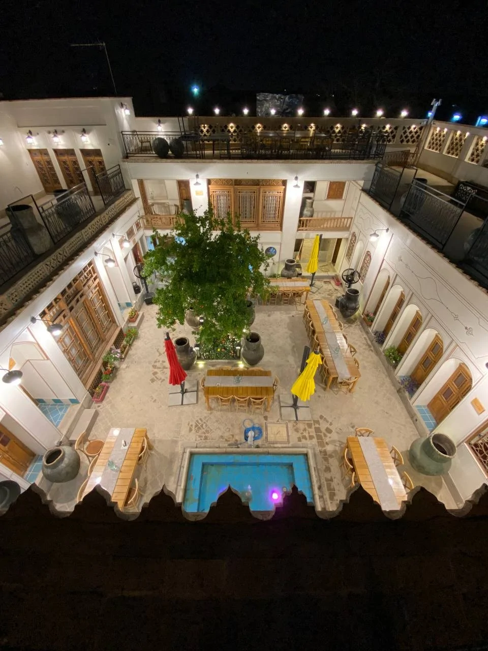 خانه بهشتیان