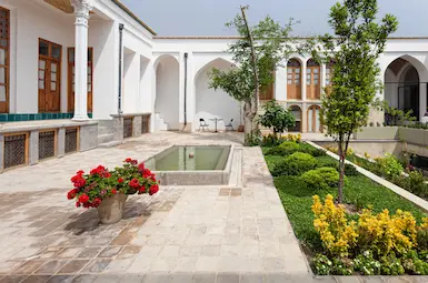 Traditional Residence Derakhti Isfahan