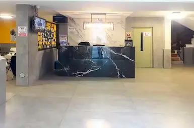 مهمانسرا هشت بهشت مشهد