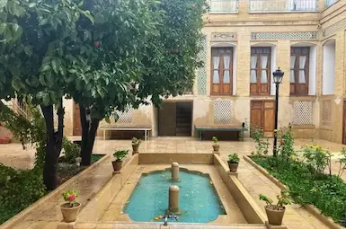 الإقامة التقليدية عمارت امیریه شیراز