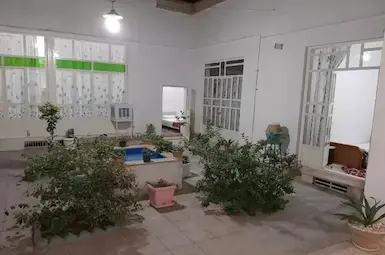 مسافرخانه بهار یزد