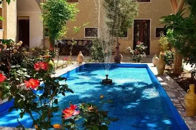 هتل سنتی کوروش یزد